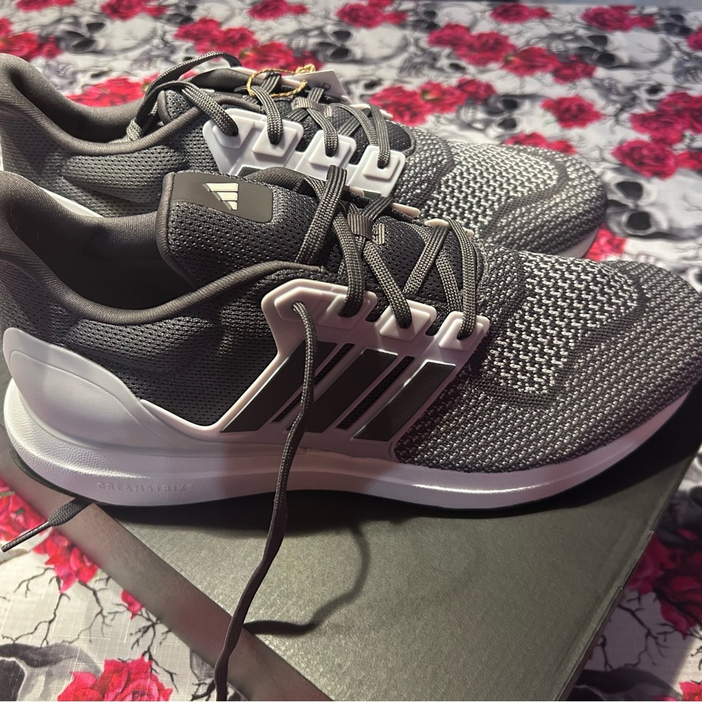 Adidas Men's Gray and White Sneakers